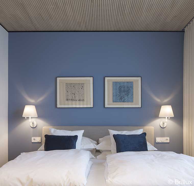 Malerarbeiten - Wandgestaltung in blau - moderner, skandinavischer Stil Malerarbeiten - Wandgestaltung in blau -
moderner, skandinavischer Stil